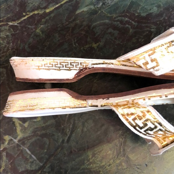 Vintage gold and white leather sandals from Greece - Picture 4 of 8